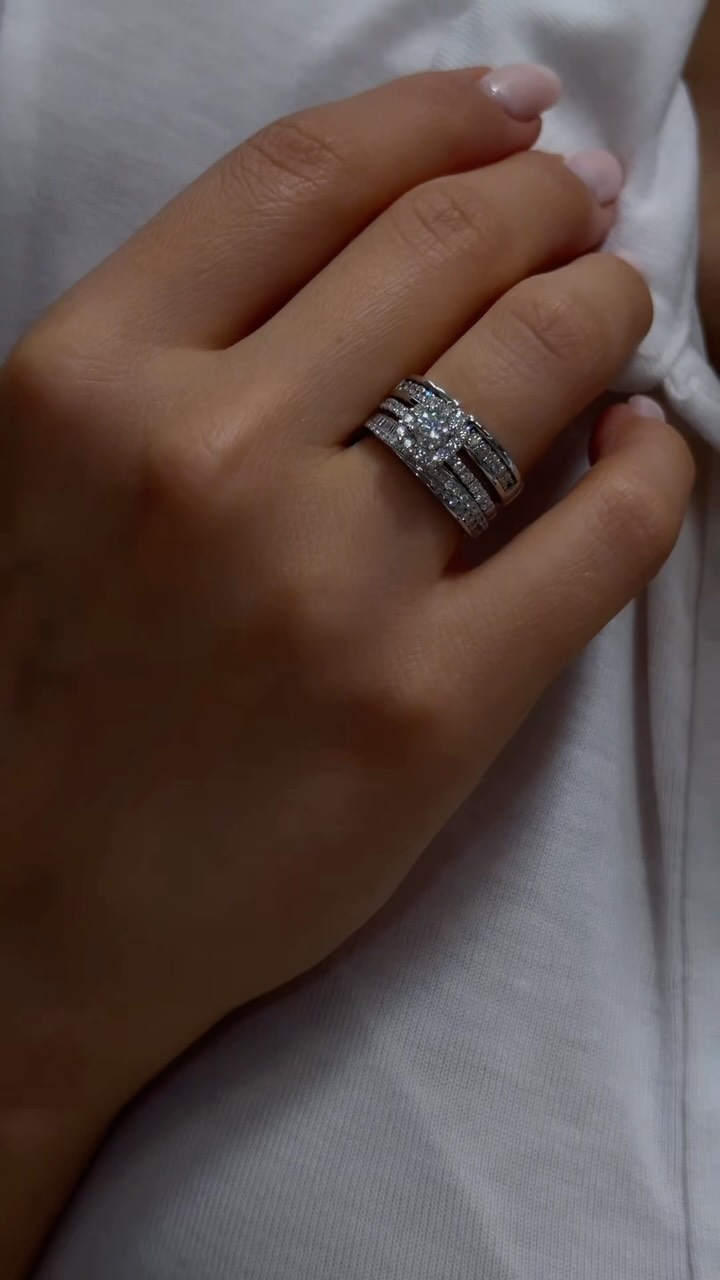 Unazë e gjerë me gurë të bardhë – Dobroshi Jewellery