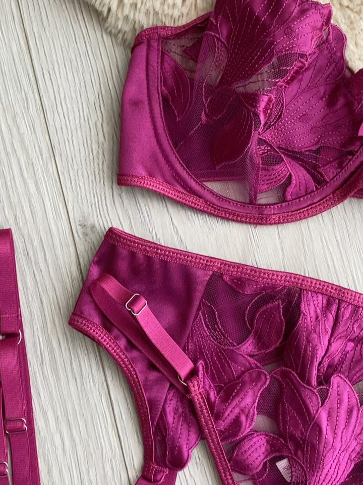 Set vjollcë të brendshme me rripa – Dream Lingerie (2)