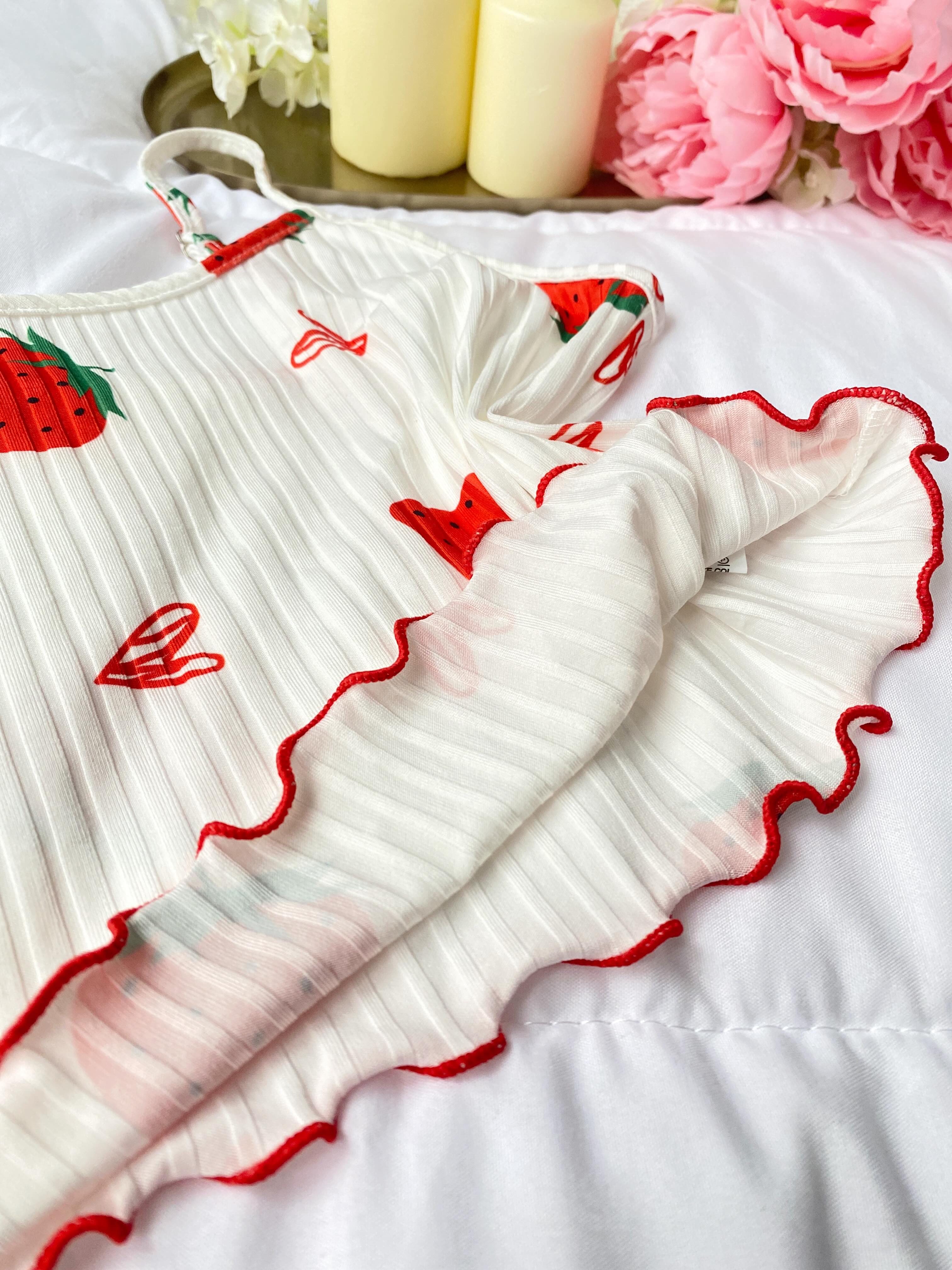 Pizhame verore e bardhë me luleshtrydhe – Dream Lingerie (4)