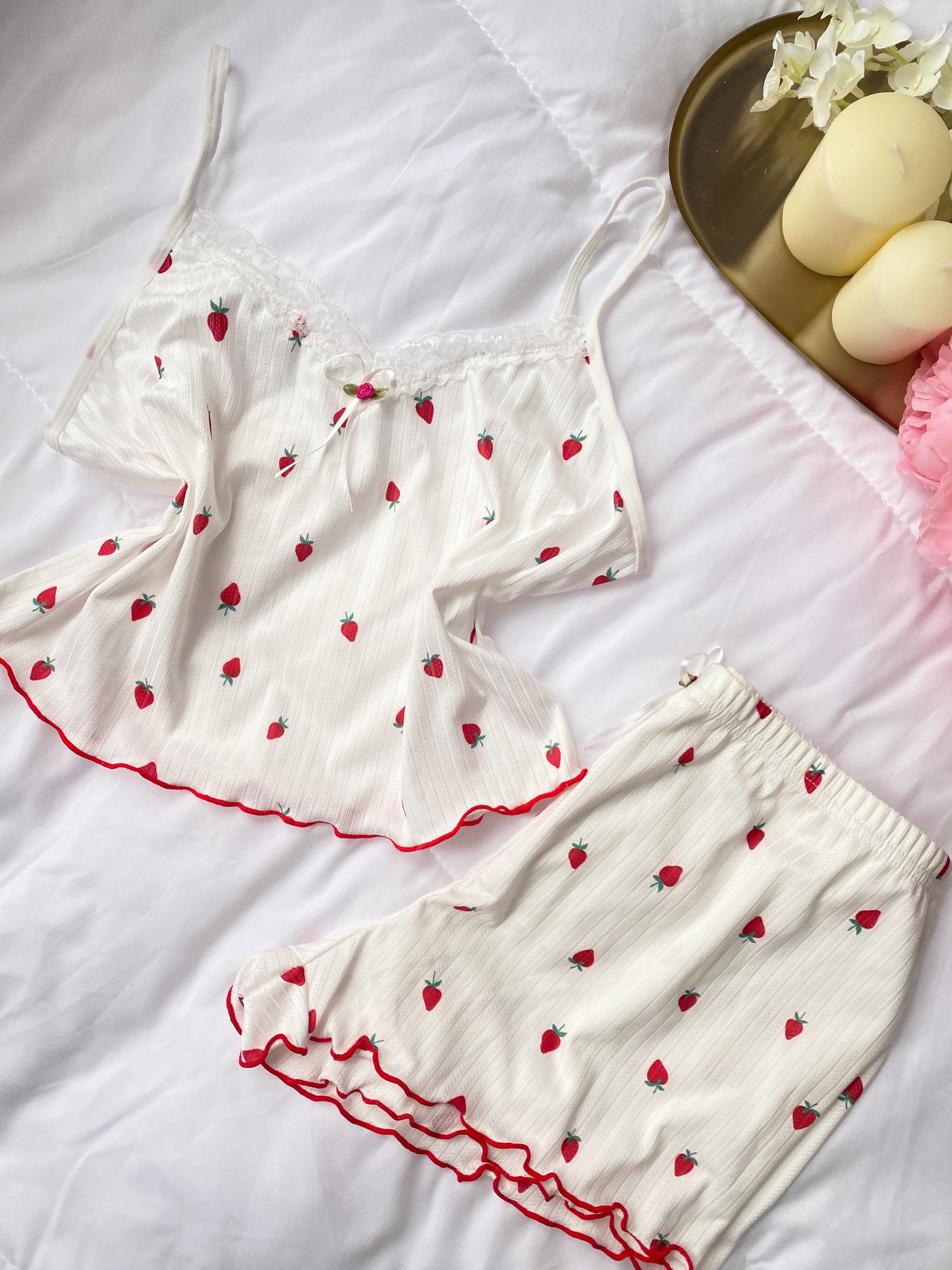 Pizhame verore e bardhë me luleshtrydhe – Dream Lingerie