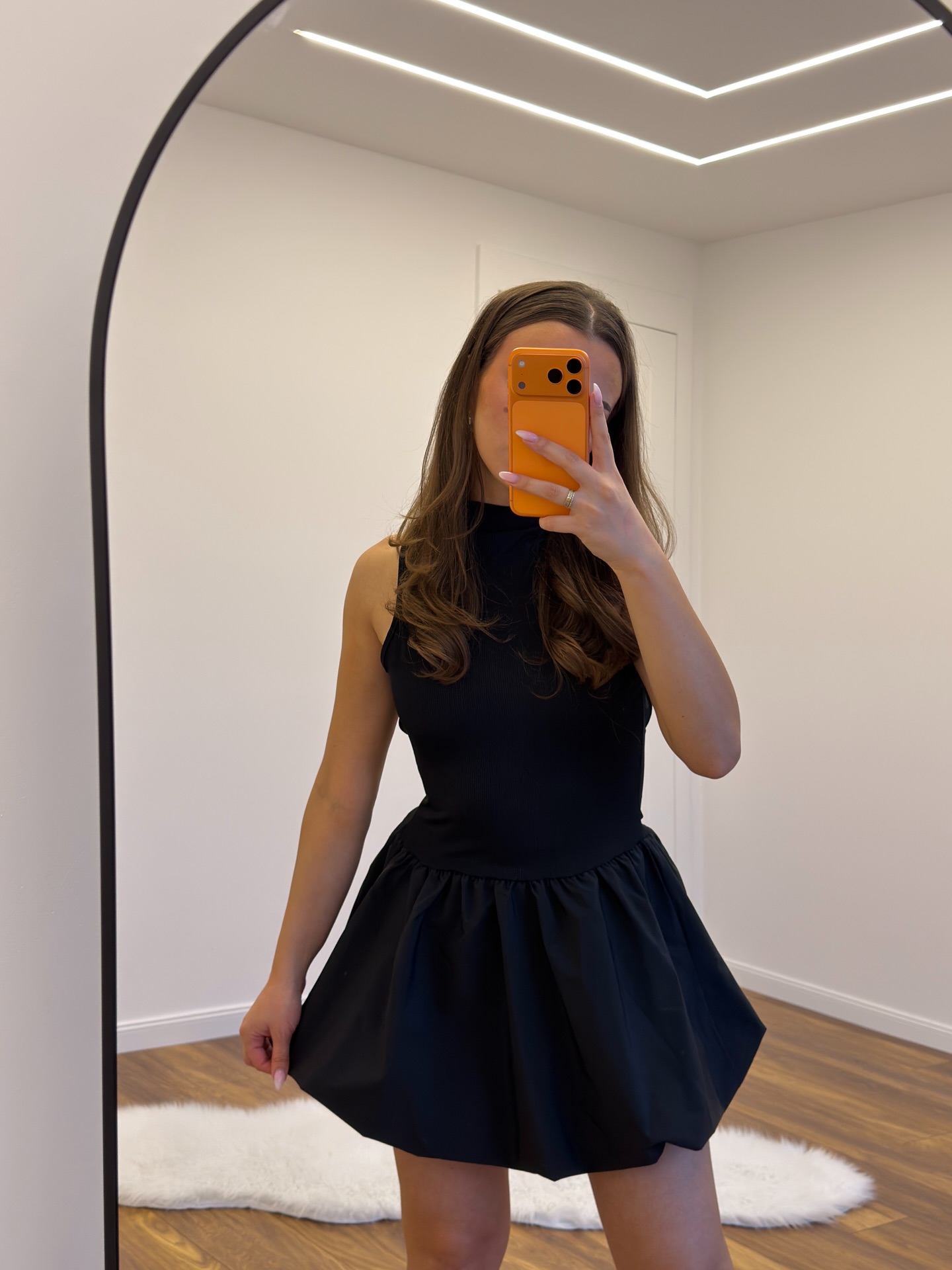 Fustan i shkurtër i zi pa mëngë, XS-S – NILA DRESSES (3)