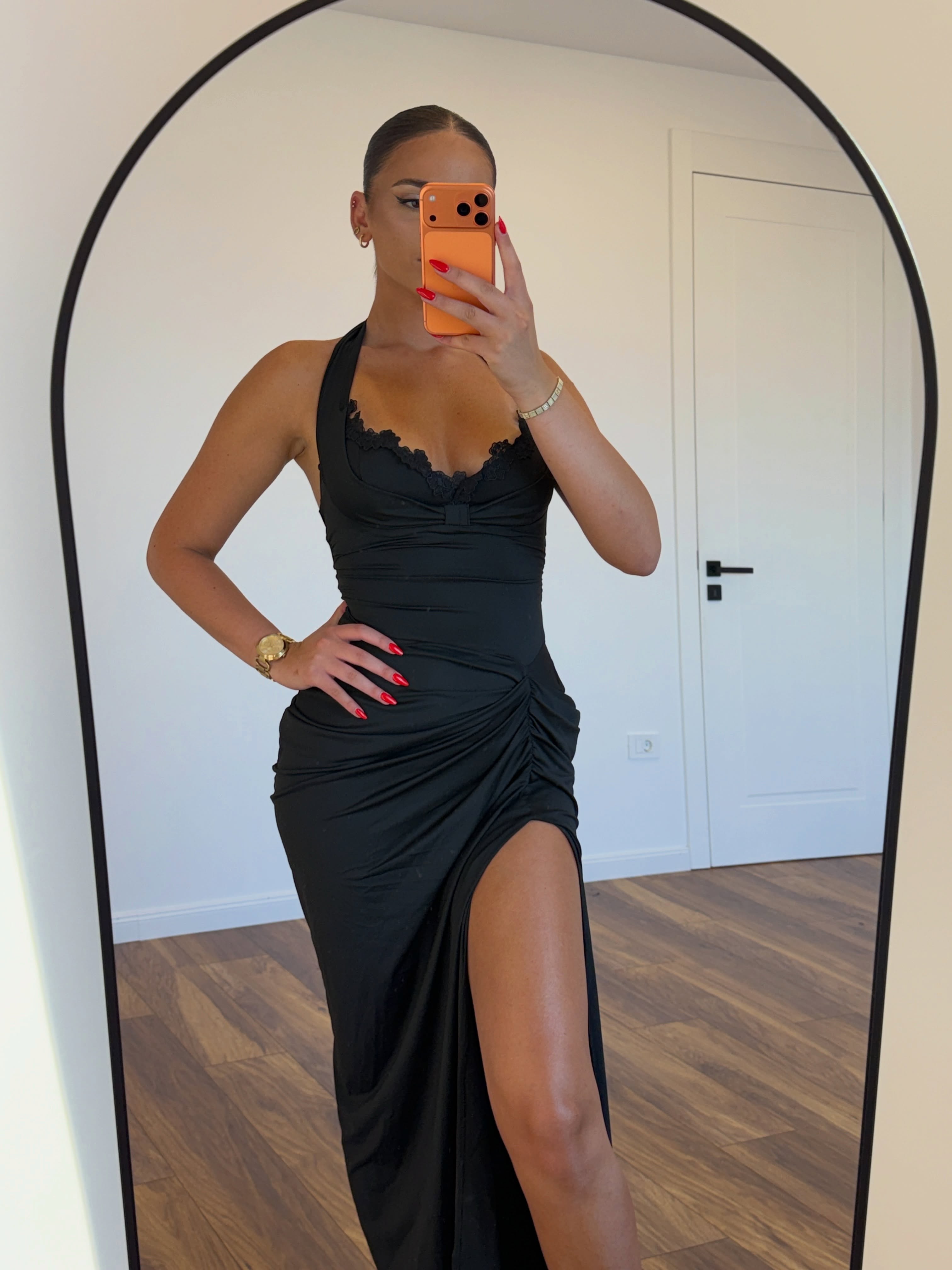 Fustan i zi me dantellë në dekolte, XS-L – NILA DRESSES (2)