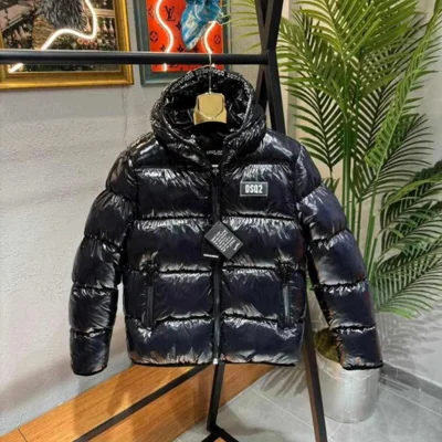 Xhaketë pufer e zezë me shkëlqim