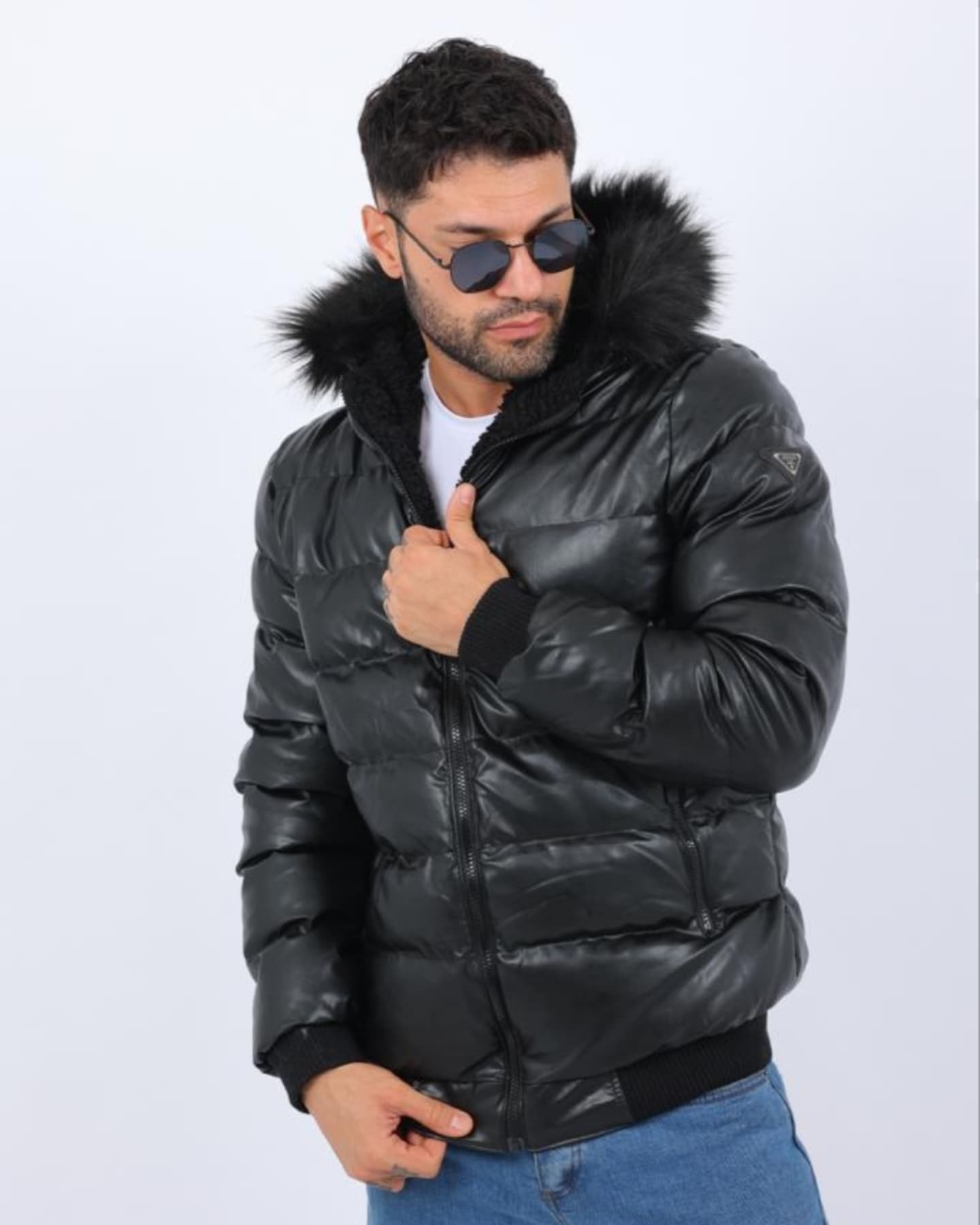 Xhaketë pufer blu Stone Island me kapuç – RROBA ATLETE PER MESHKUJ DHE FEMRA (4)