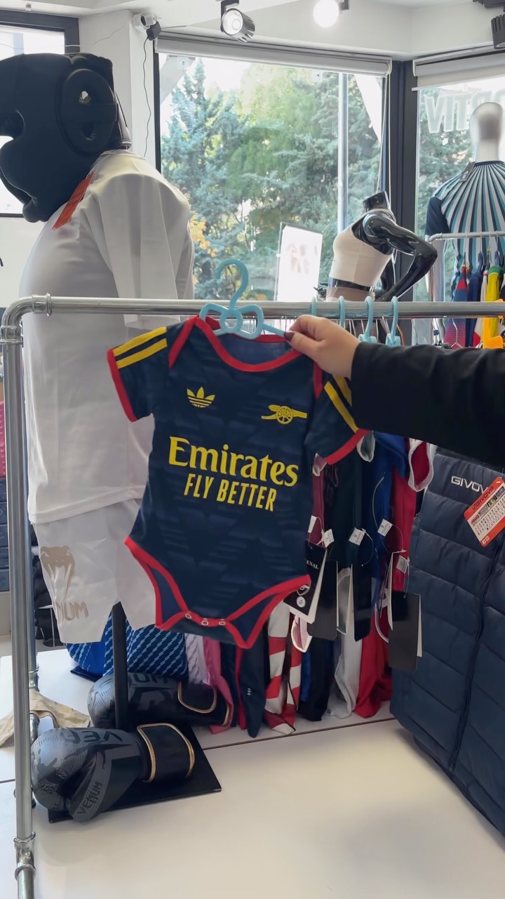 Bodi për bebe me fanellë Arsenal – DYQANI SPORTIV - GIVOVA KOSOVA