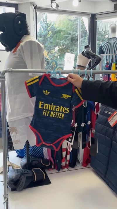 Bodi për bebe me fanellë Arsenal