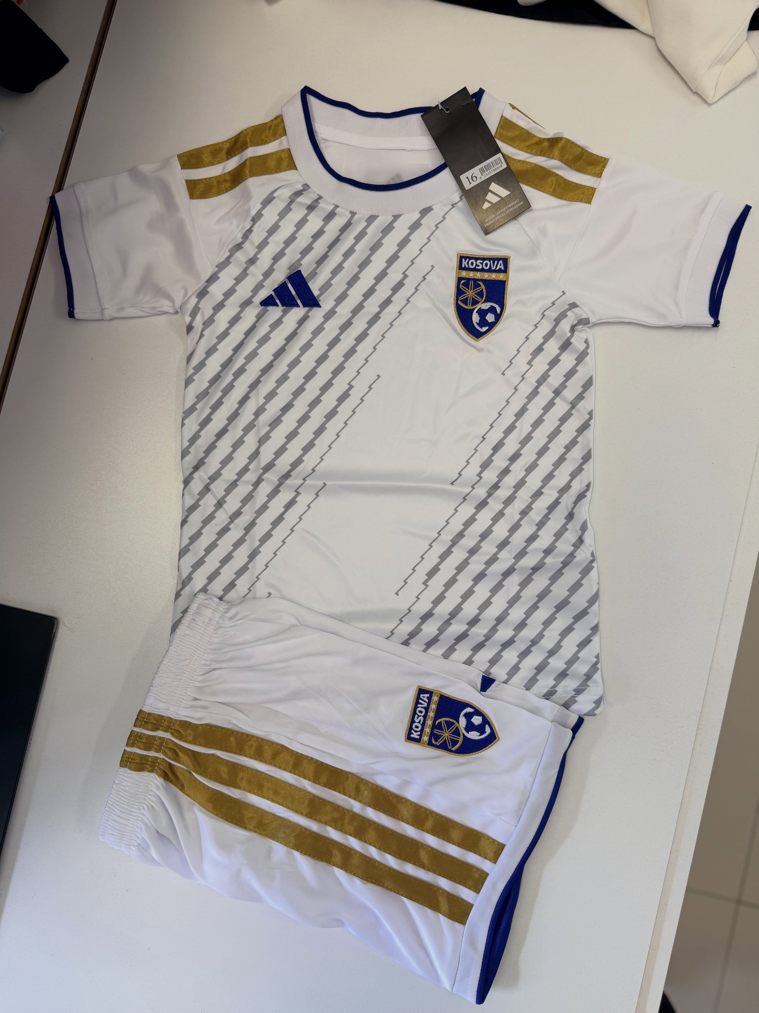 Fanella të Kosovës për fëmijë dhe bodi për bebe – DYQANI SPORTIV - GIVOVA KOSOVA