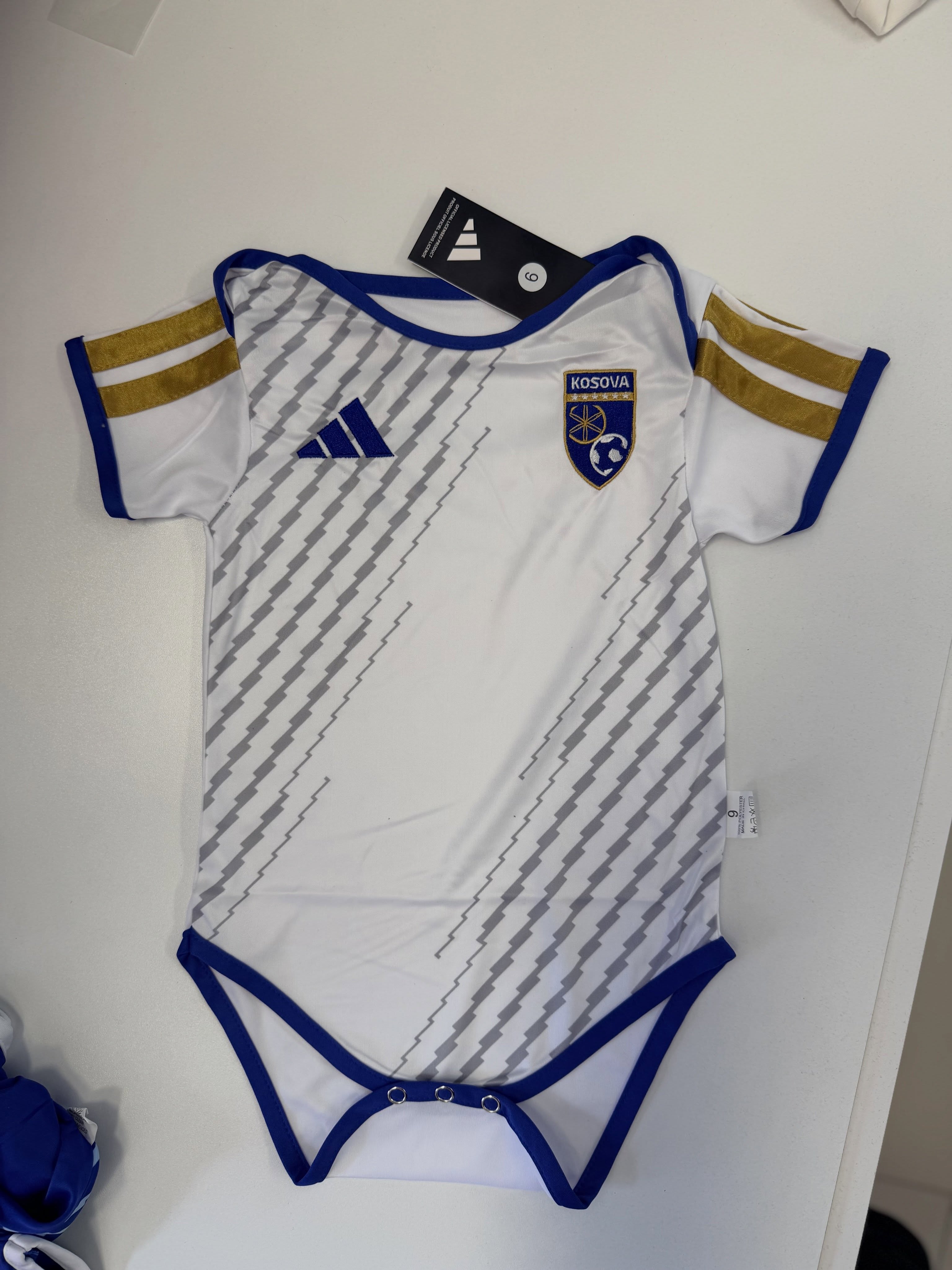 Fanella të Kosovës për fëmijë dhe bodi për bebe – DYQANI SPORTIV - GIVOVA KOSOVA (3)