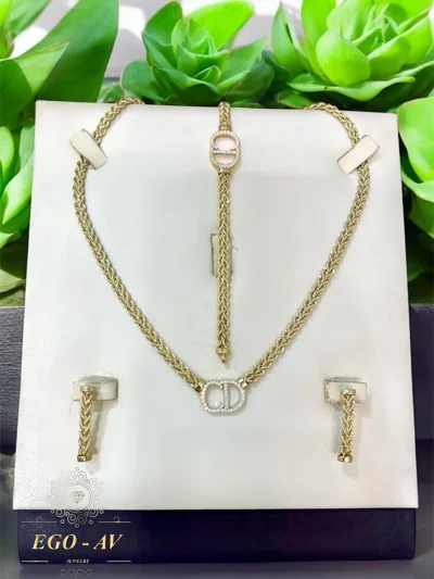 Set ari model Dior me gjerdan dhe vathë