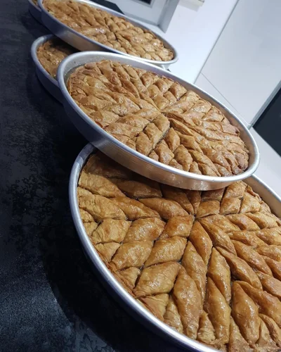 Bakllava e shtëpisë me arra