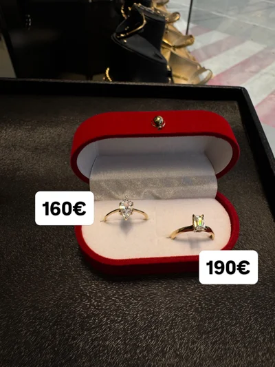 Unaza ari 14 karat me gurë