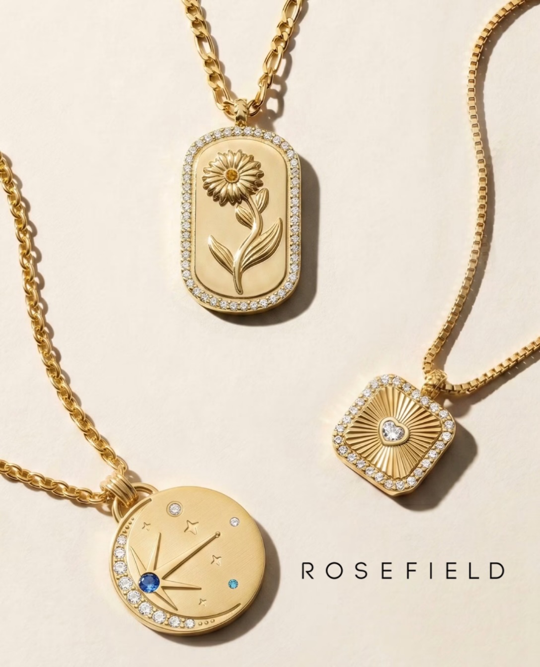 Varëse Rosefield Amulets ngjyrë ari me gravim – emokosova.com