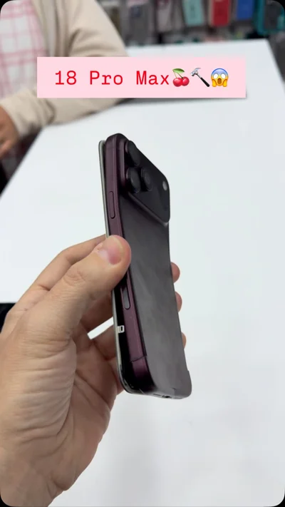 iPhone 18 Pro Max ngjyrë vishnje