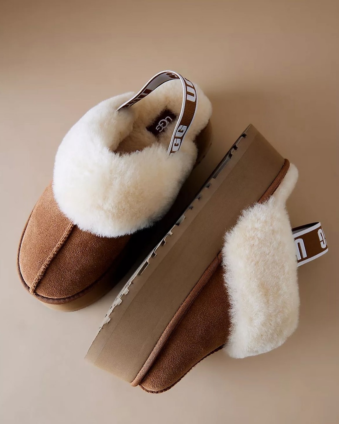 Papuçe UGG me platformë dhe gëzof – fashion_women_peje
