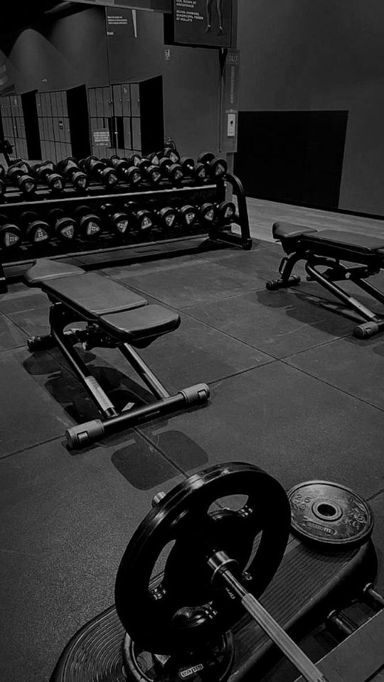 Set pajisjesh fitnesi me pesha dhe stola – Fitness Equipment Kosova 🇽🇰
