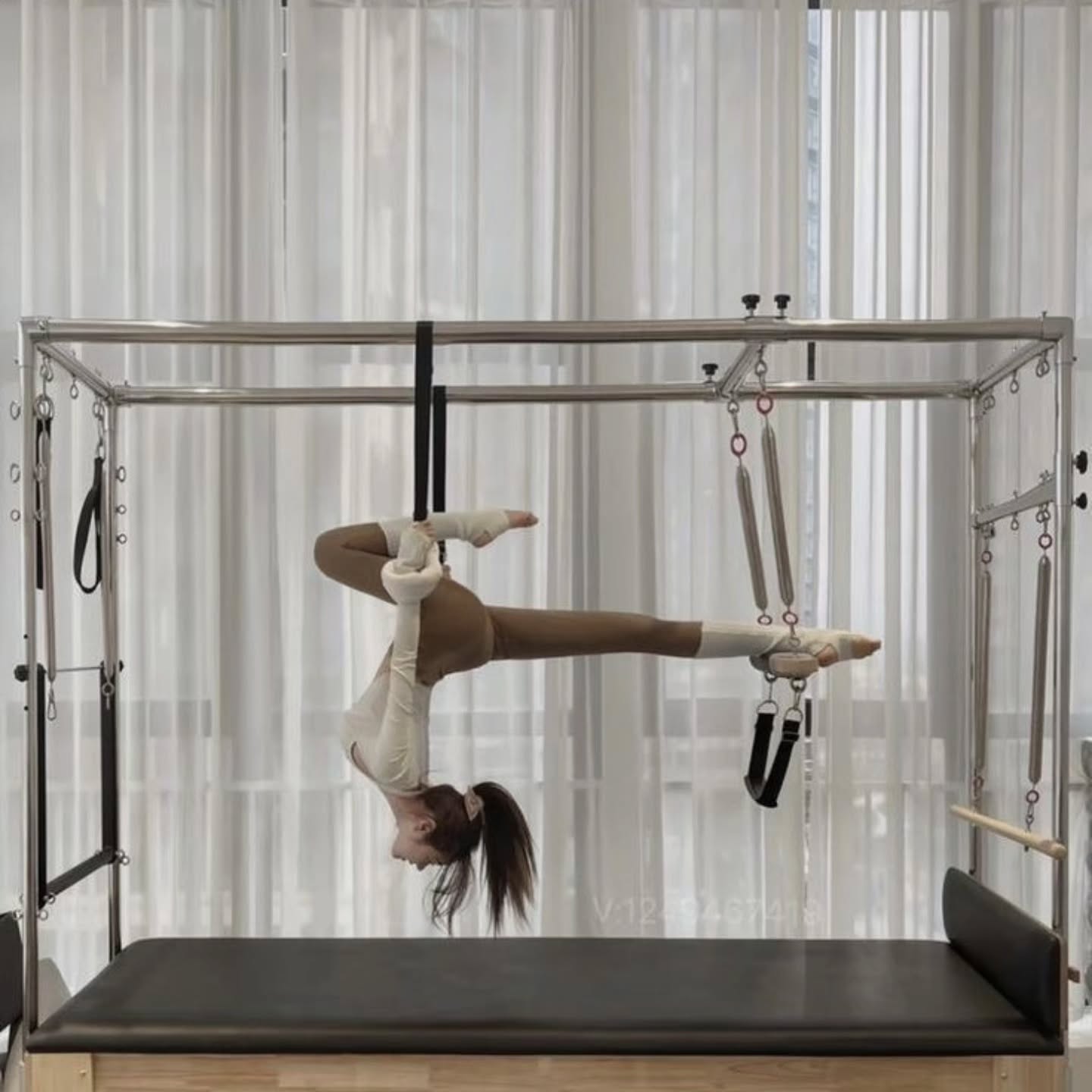 Pajisje profesionale për studio Pilates – Fitness Equipment Kosova 🇽🇰