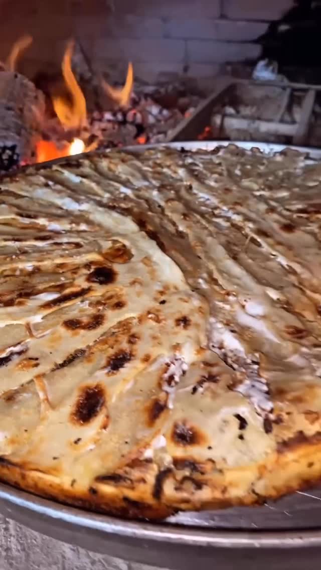 Flija tradicionale e pjekur në saç – Flija me porosi Prishtine