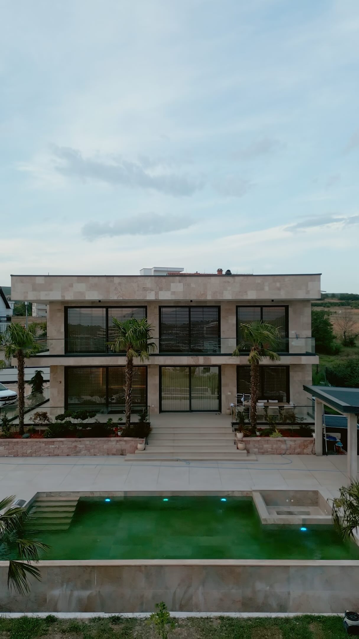 Vilë moderne e mobiluar plotësisht – Palma Mobilje