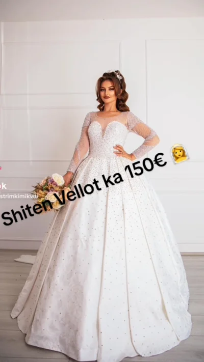Fustan nusërie princeshë me mëngë të gjata