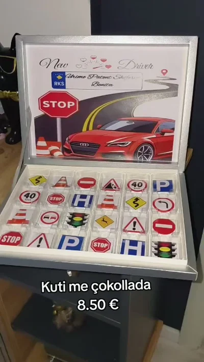Kuti çokollatash me shenja trafiku për shoferë