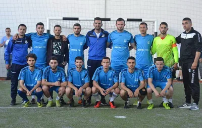 Foto e ekipit të futbollit me uniforma blu