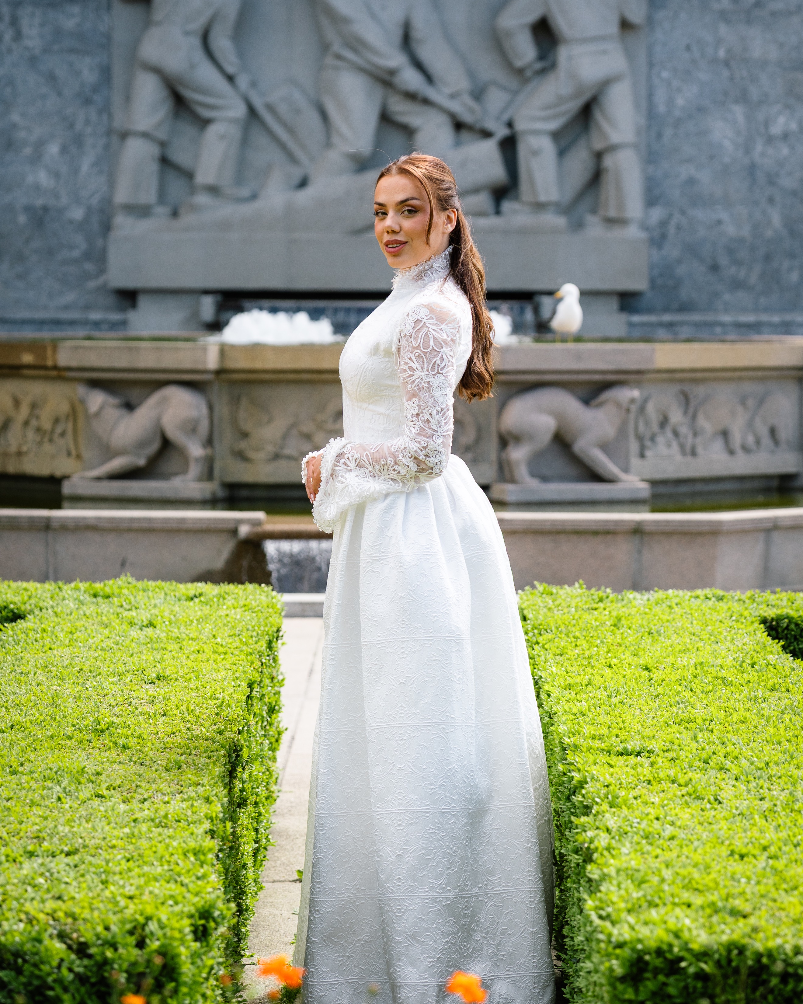Fustan nusërie me dantella dhe mëngë të gjata – Handmade Dresses Kosovo 🤍 (2)