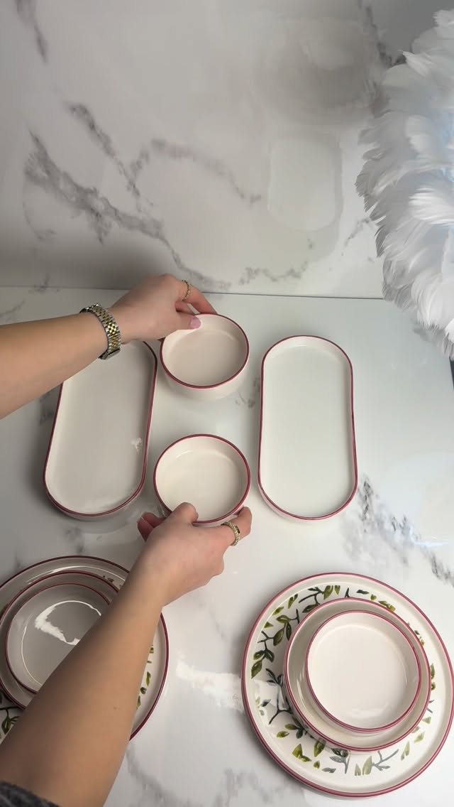 Set pjatash të bardha me buzë rozë – Home-Shop