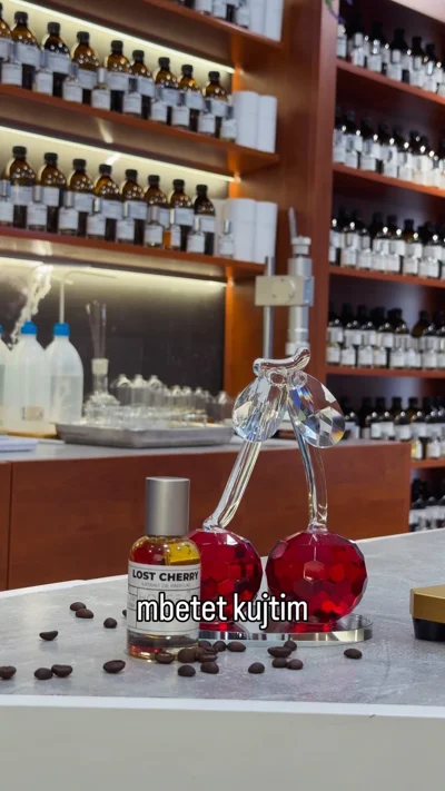 Parfum i ëmbël me qershi dhe 70% vaj aromatik