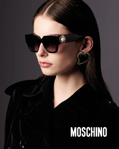 Syze dielli Moschino të zeza për femra