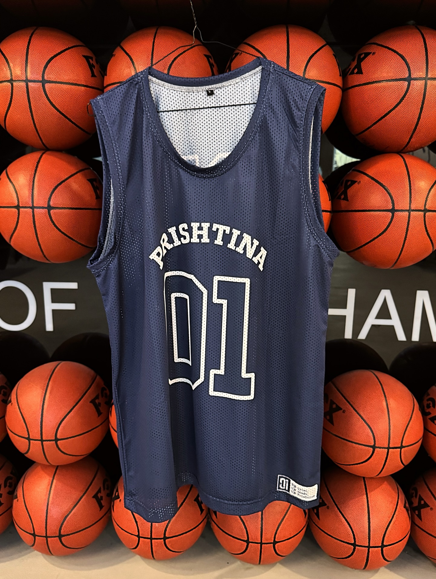 Fanellë basketbolli Prishtina blu e errët numri 01 – Prishtina Shop