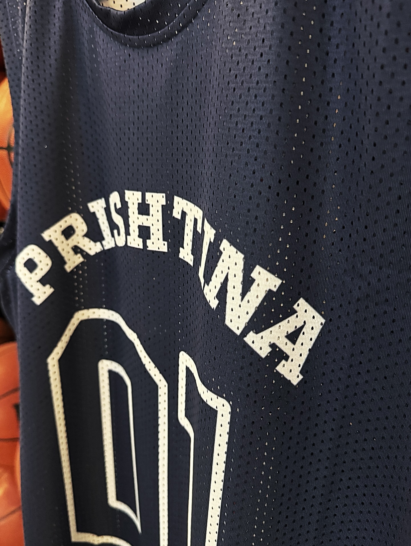 Fanellë basketbolli Prishtina blu e errët numri 01 – Prishtina Shop (2)