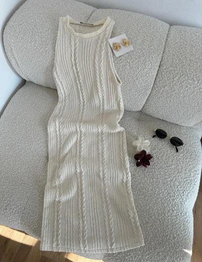 Fustan midi krem i thurur, masa XS/S
