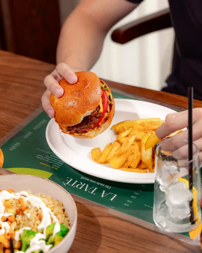 Burger i madh i mbushur