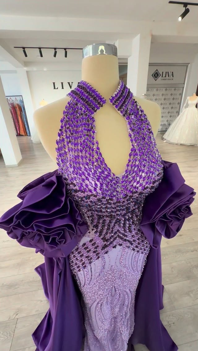 Fustan mbrëmjeje vjollcë me gurë – LIVA Fashion House PRIZREN📍