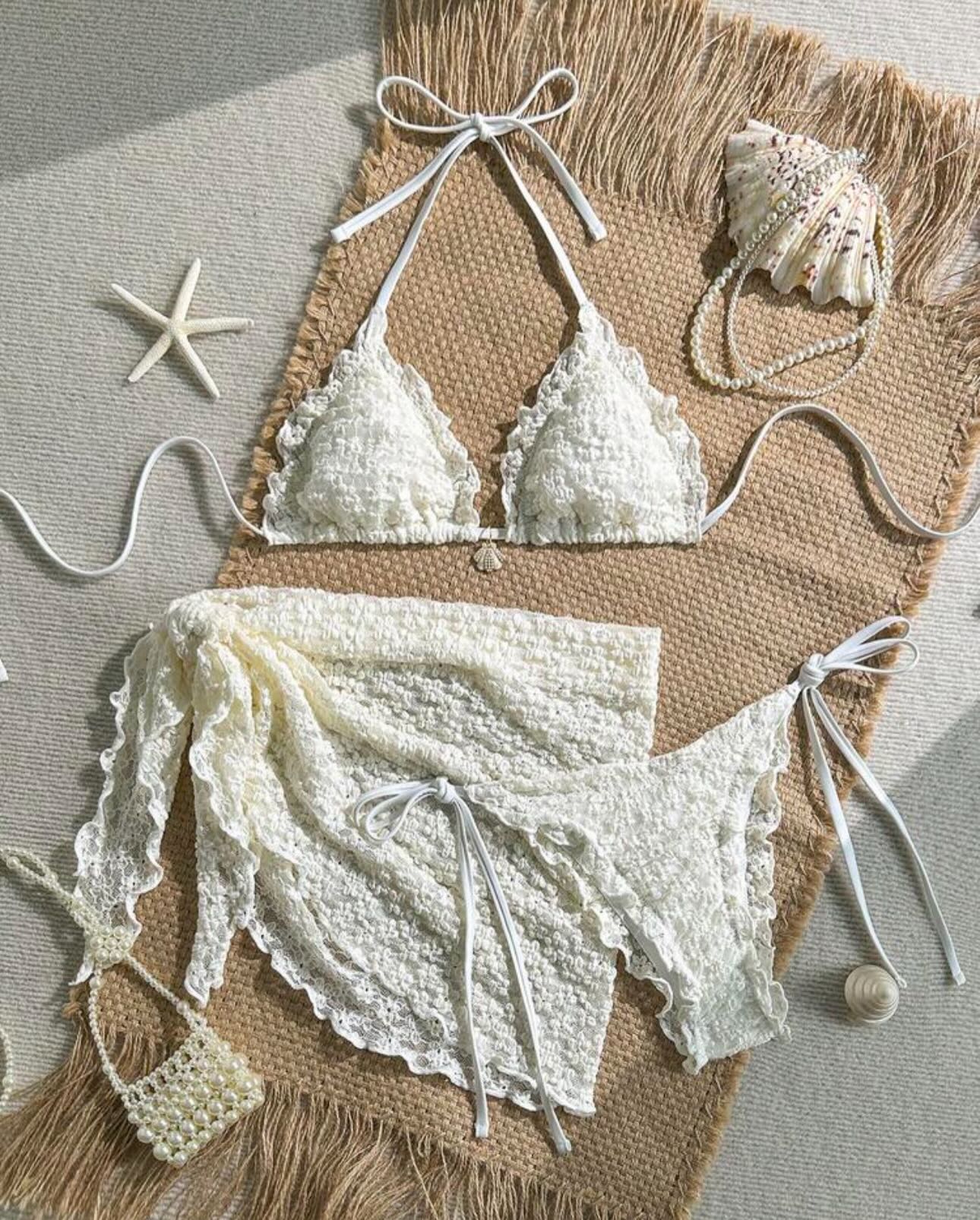 Bikini e bardhë me dantellë dhe pareo – M’store -online