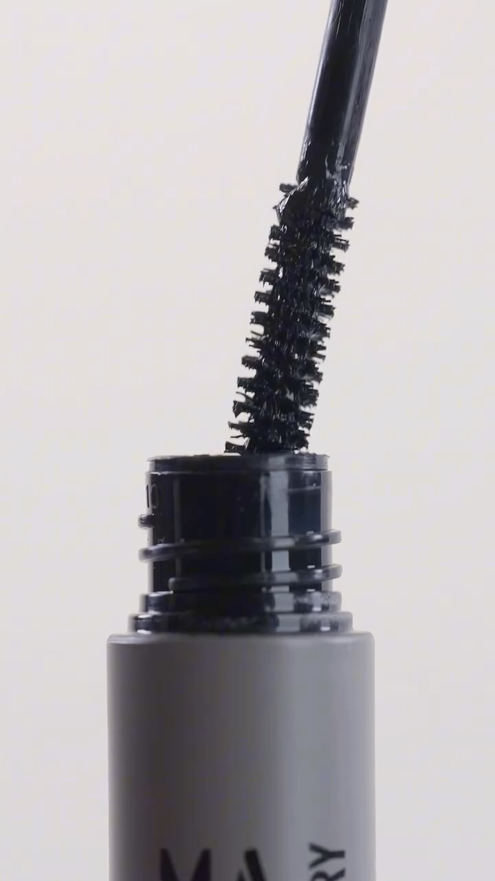 Koleksioni i ri Make Up Factory për sy – Make Up Factory Kosovo