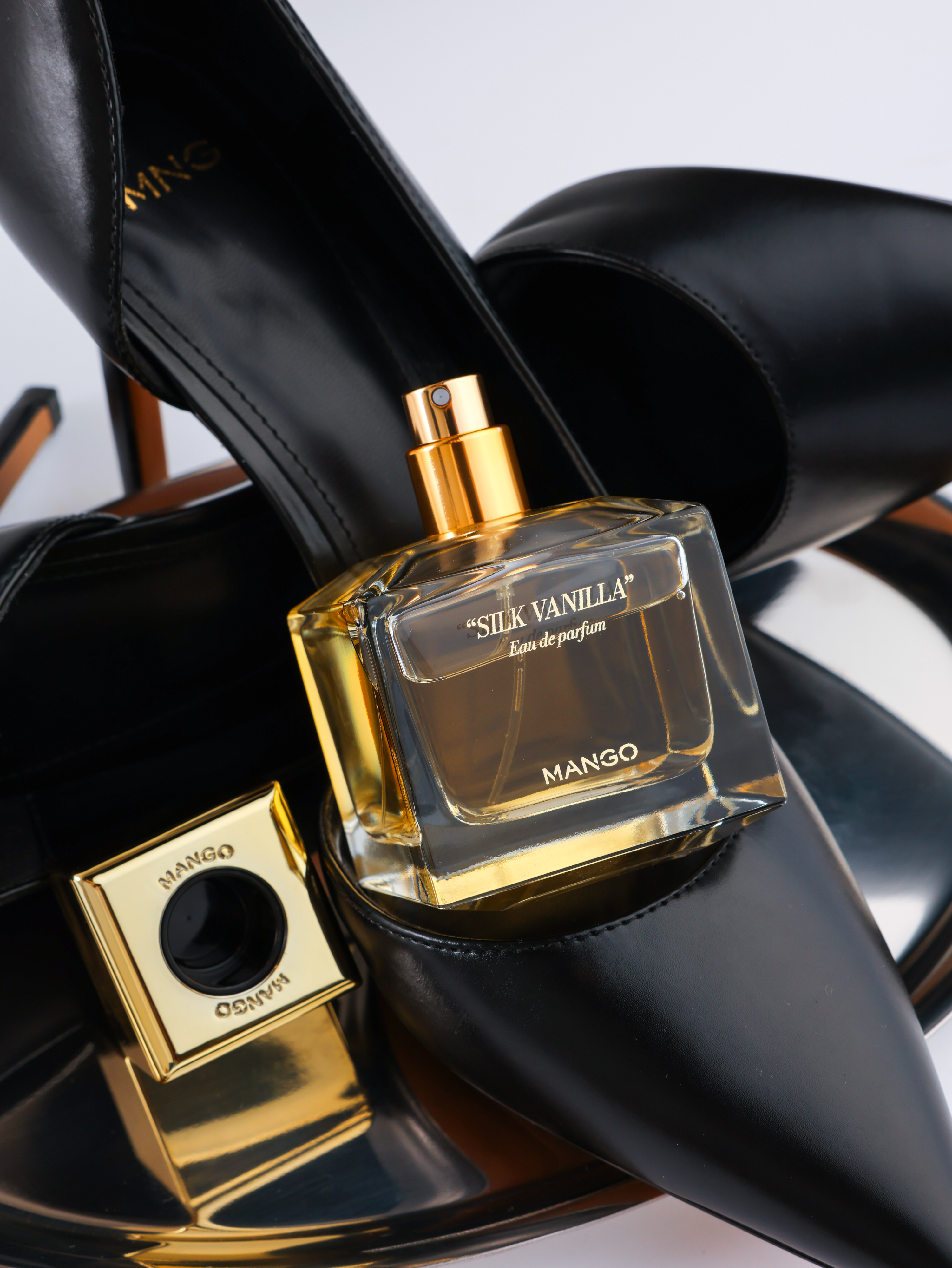 Parfum Mango për femra në shishe të artë – Mango Stores Kosovo (3)