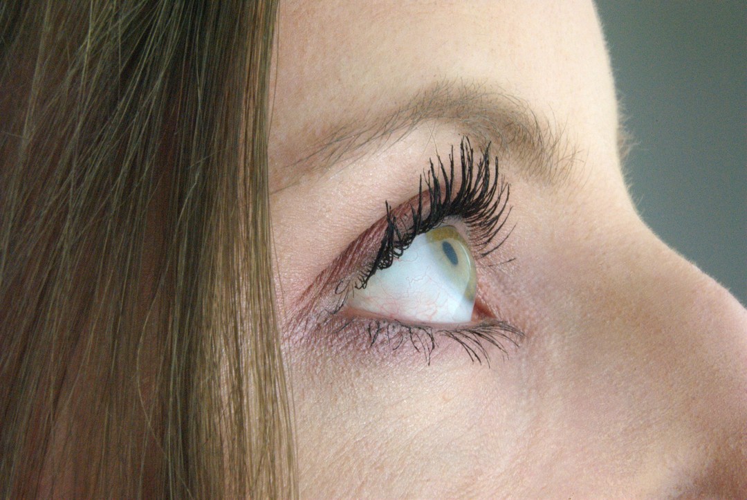 Maskarë Bell Hypoallergenic Amazing Lash – Manhattan Cosmetics Kosovo (2)