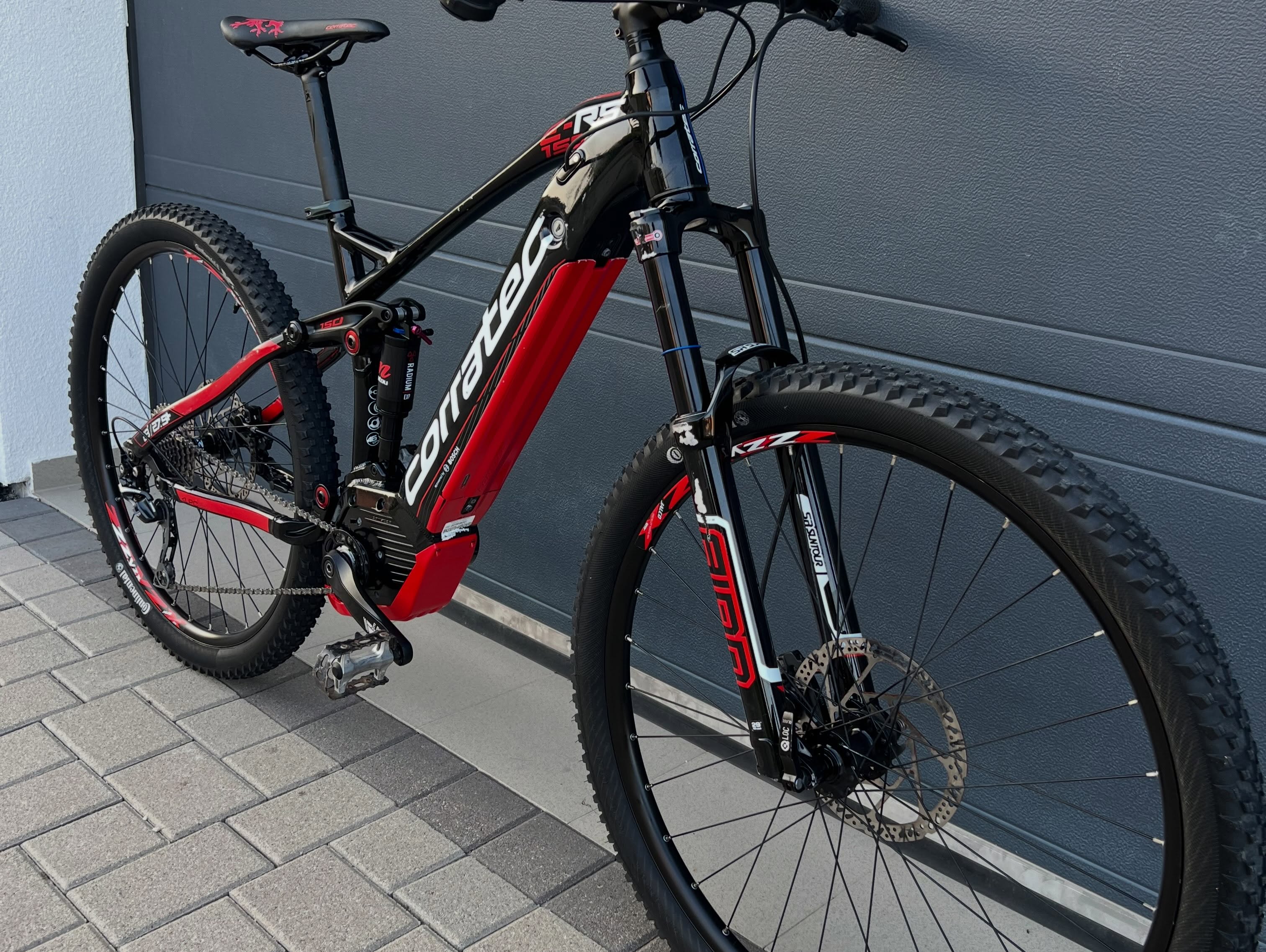 Biçikletë elektrike Corratec 29 me motor Bosch – Mitrovica_bike_shop (2)