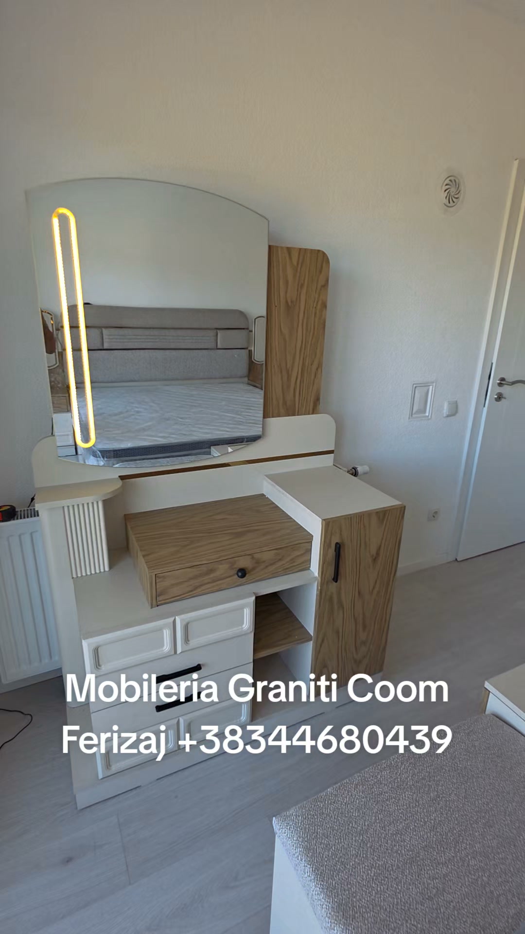 Tualet me pasqyrë me ndriçim LED – Mobileria Graniti Ferizaj