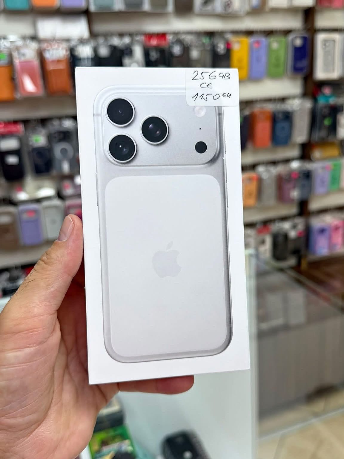 iPhone 17 Pro portokalli 256GB në kuti – Mobilshop Valtoni (3)