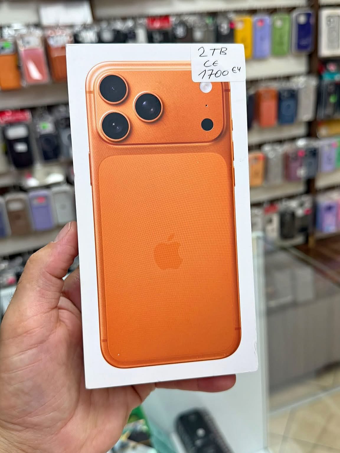 iPhone 17 Pro portokalli 256GB në kuti – Mobilshop Valtoni (4)