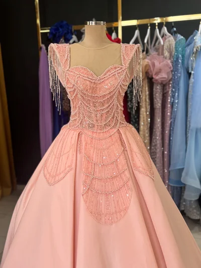 Fustan rozë princeshë me gurë dhe xhufka