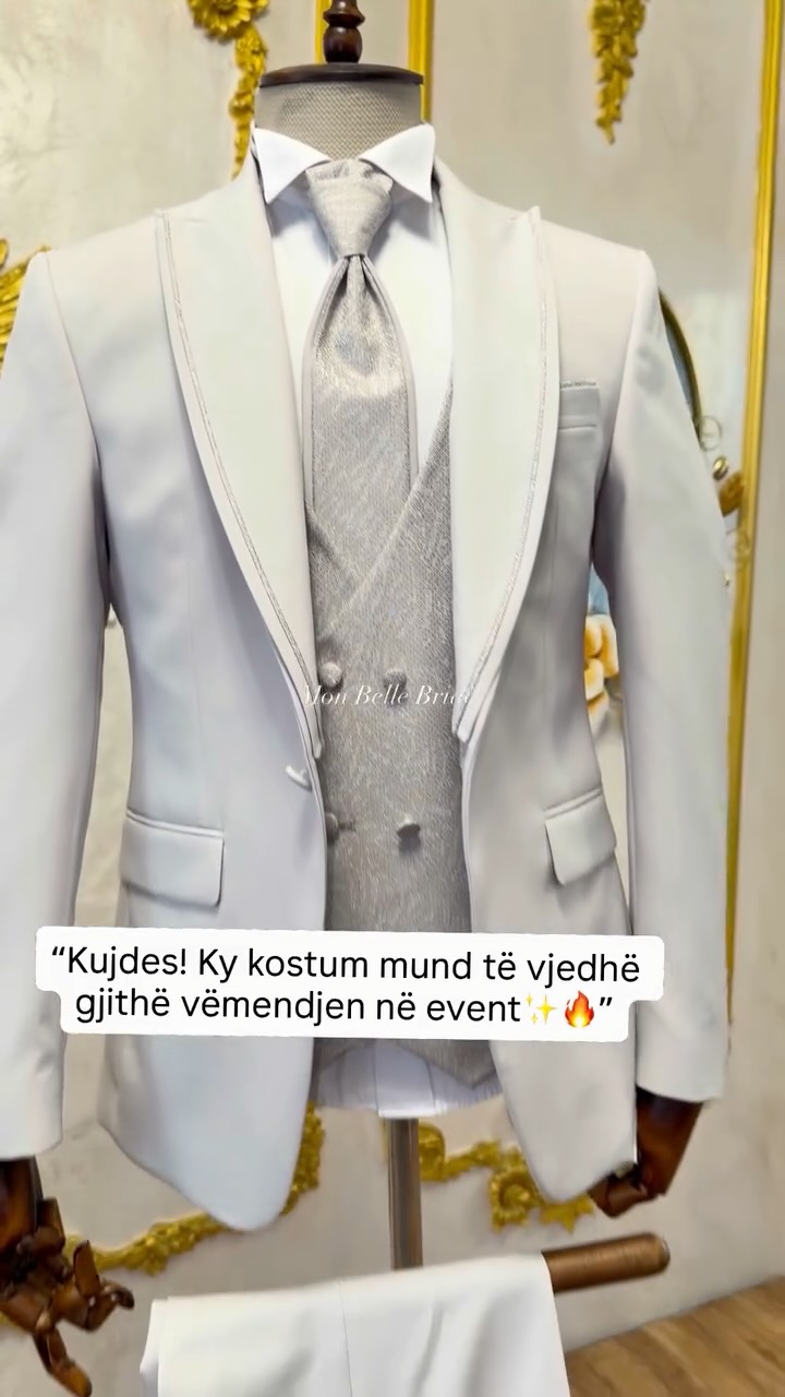 Kostum burrash argjendi me jelek dhe kravatë – Fustane Nuserie Mon Belle Bridal