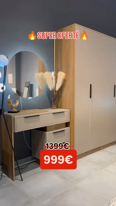 Dhomë gjumi me dollap bezhë dhe tualet
