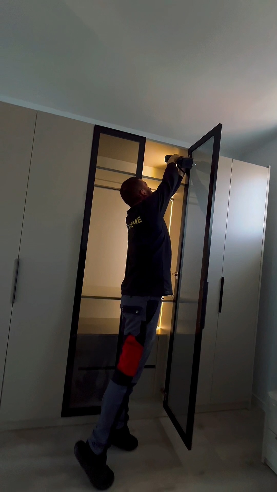 Montim dollapi me dyer xhami – NEA HOME
