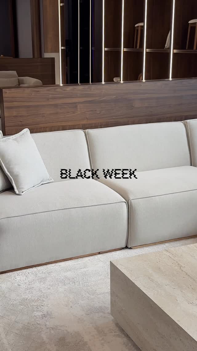 Divan modular i bardhë me tavolinë travertini – NOTA HOME Mobileria