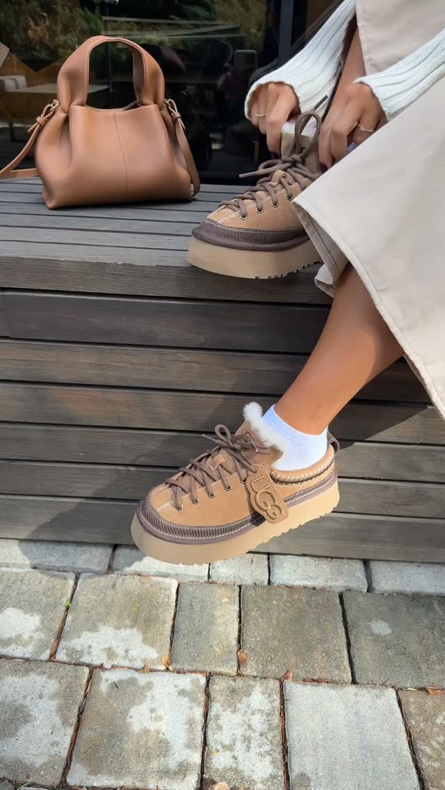 Këpucë UGG me platformë dhe lidhëse – Office Shoes Kosovo