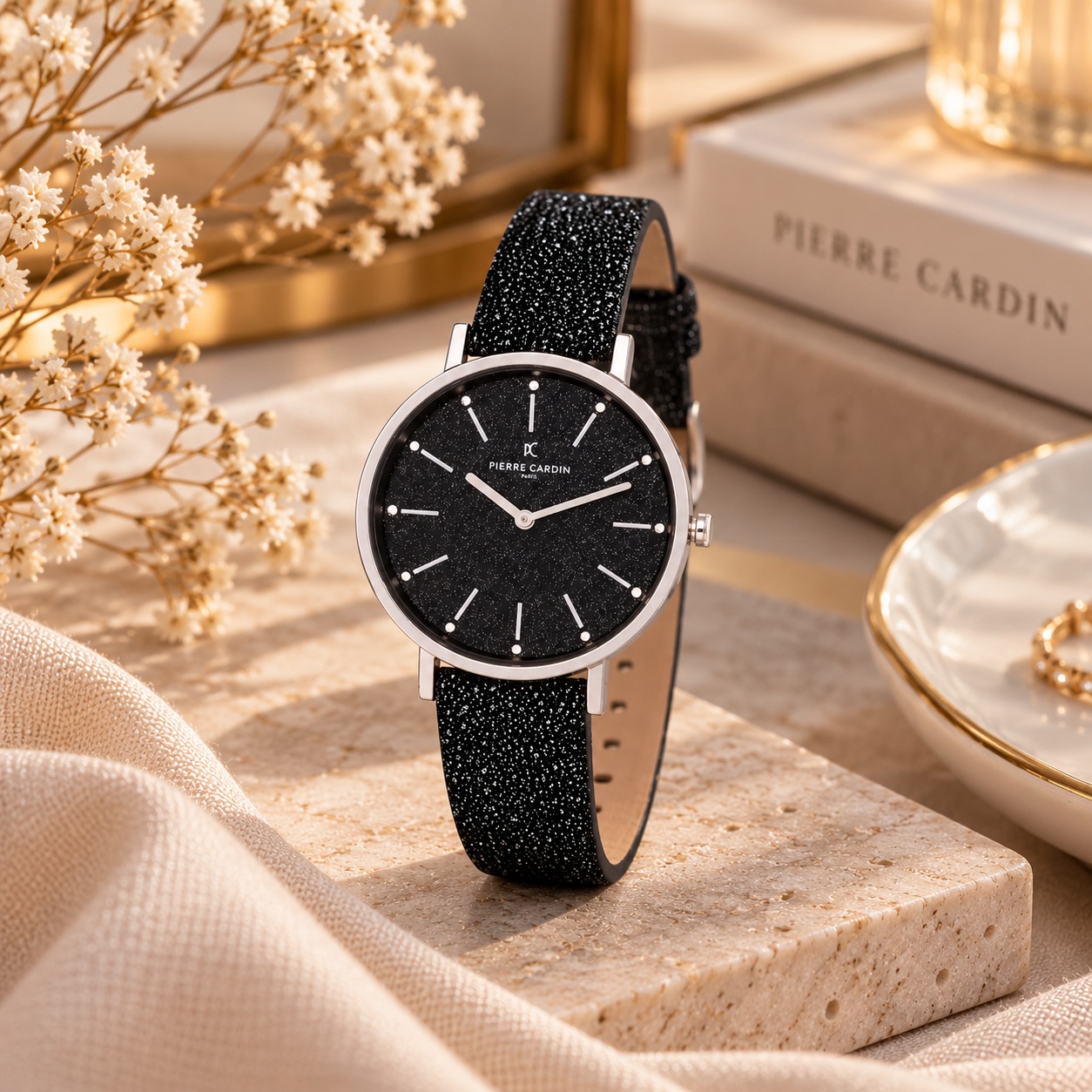 Orë Pierre Cardin për femra me rrip të zi – ORA - Watches & Optics
