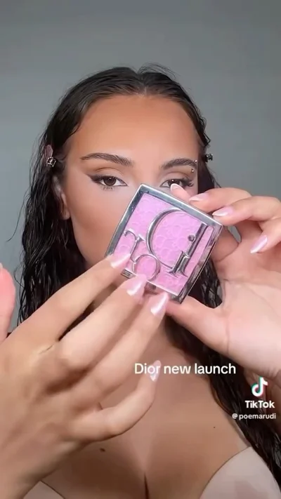 Dior Rosy Glow Blush rozë